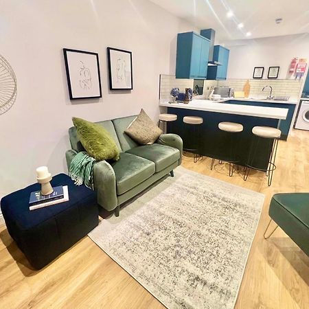 스완지 Gorgeous Newly Renovated 2 Double Bed Flat 아파트 외부 사진