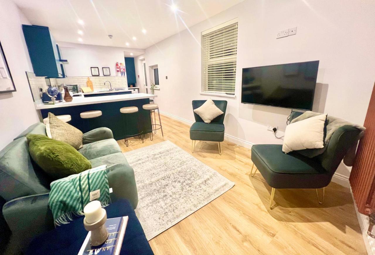 스완지 Gorgeous Newly Renovated 2 Double Bed Flat 아파트 외부 사진